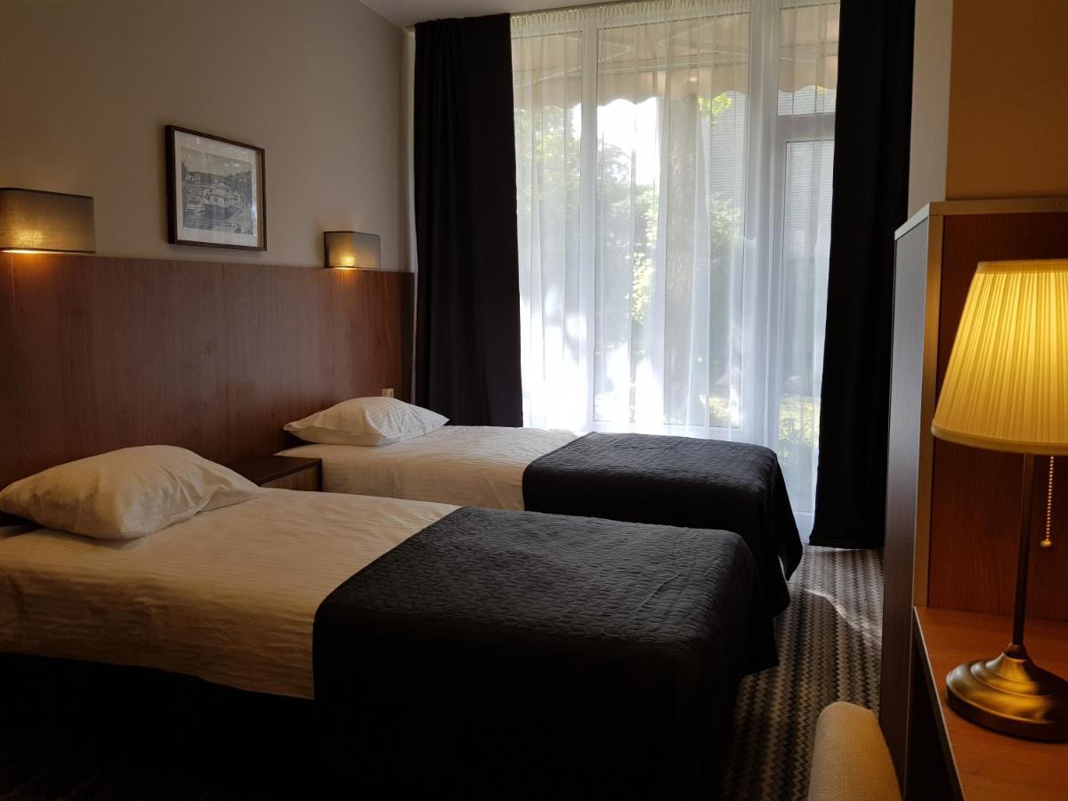Neris Terraces Bed & Breakfast *