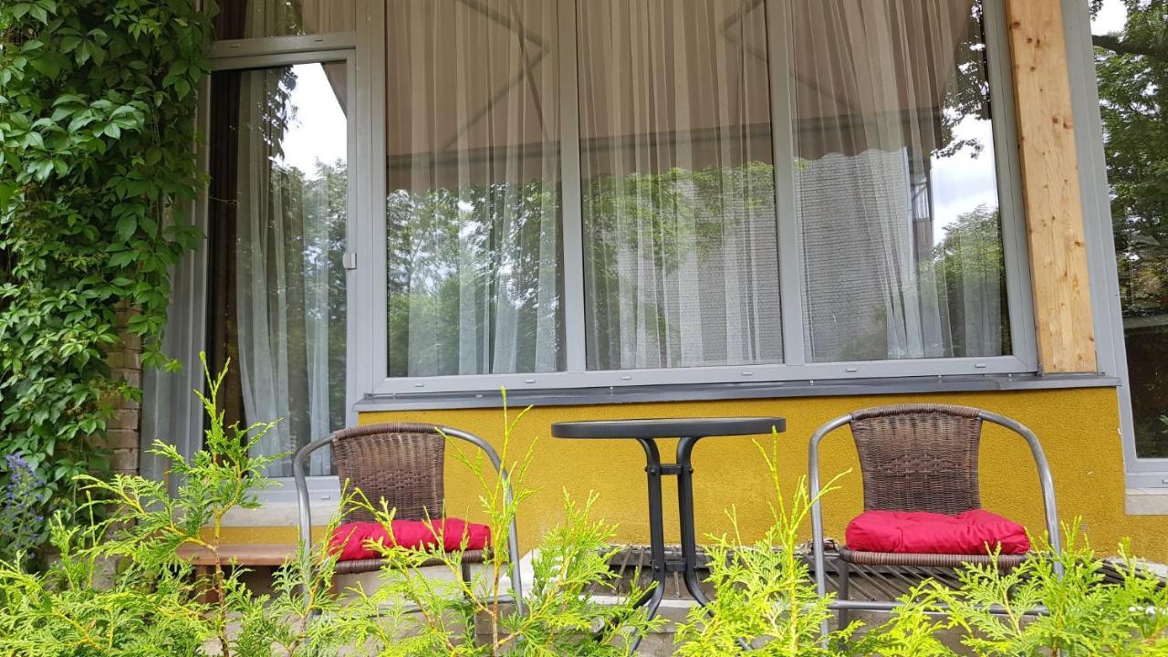 Neris Terraces Nakvynė ir pusryčiai *
